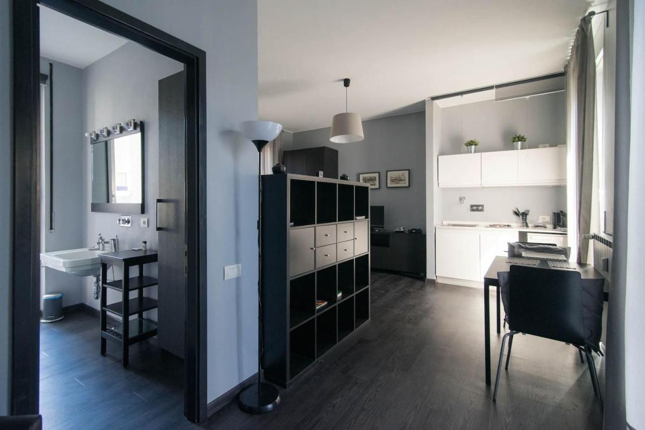 Via Mentana 32 - The House Of Travelers Lejlighed Como Eksteriør billede