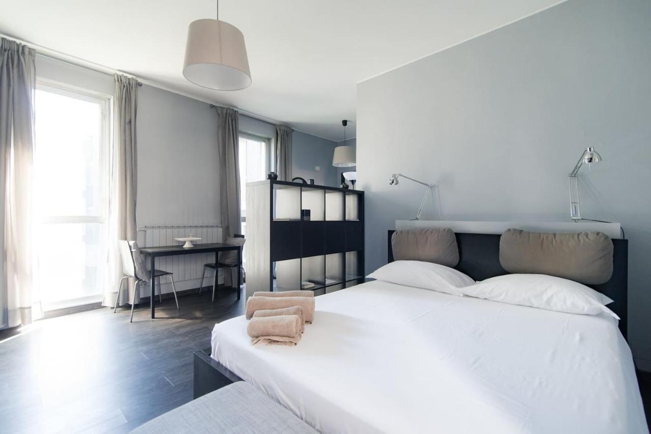 Via Mentana 32 - The House Of Travelers Lejlighed Como Eksteriør billede