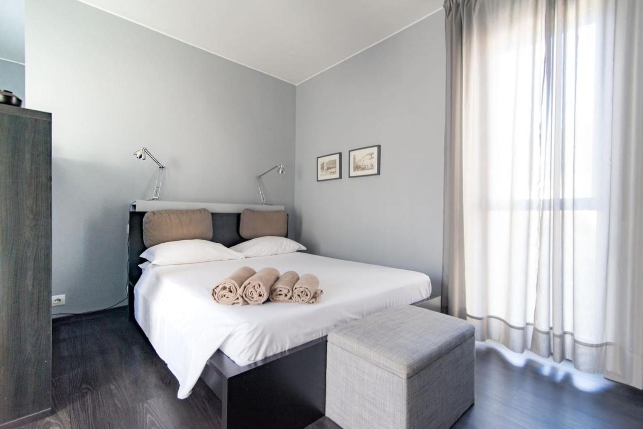 Via Mentana 32 - The House Of Travelers Lejlighed Como Eksteriør billede